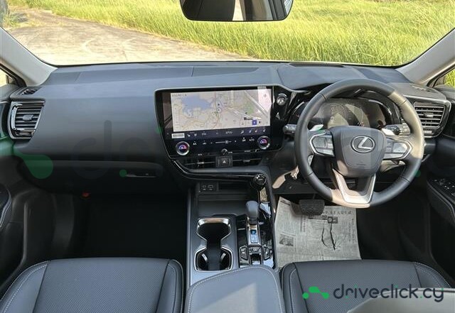 Lexus NX White