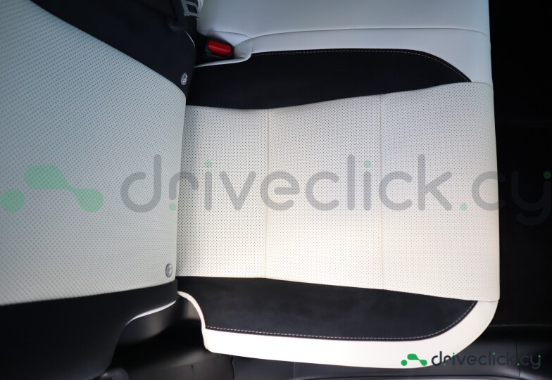 Lexus RX White
