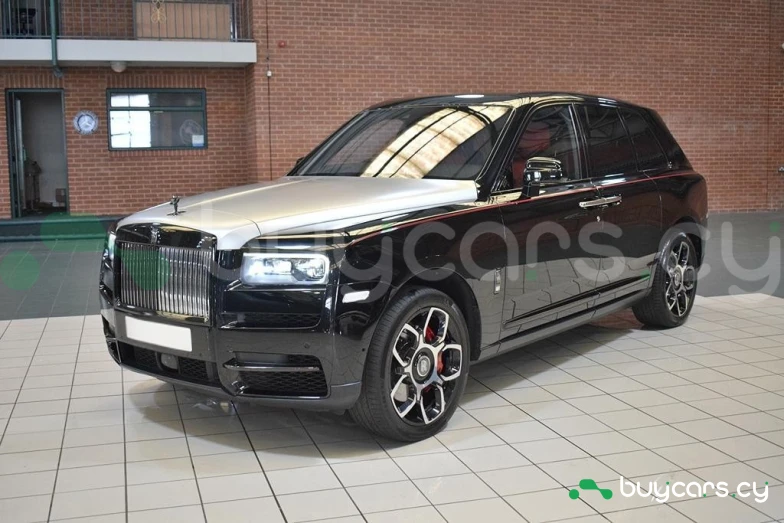 Rolls-Royce Cullinan Черный