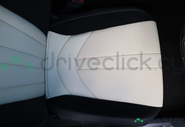 Lexus RX Blue