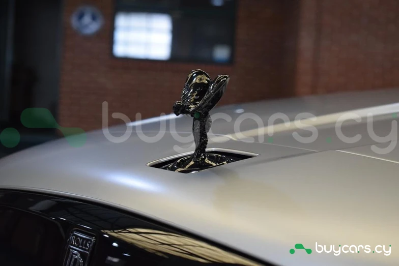 Rolls-Royce Cullinan Черный