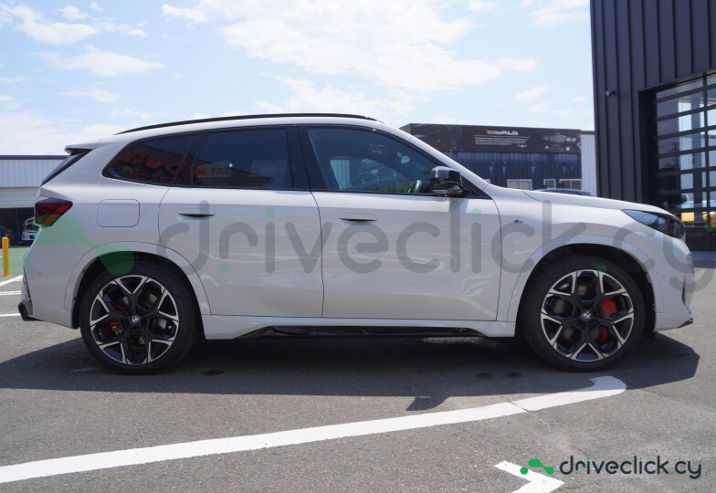 BMW X1 White