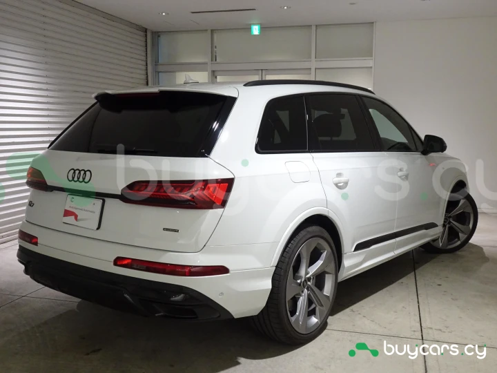 Audi Q7 Белый