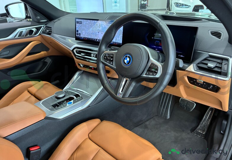 BMW i4 Black