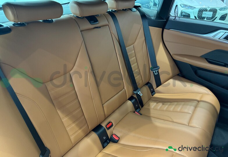BMW i4 Black