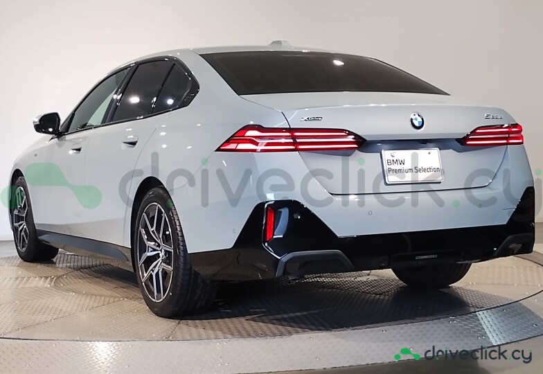 BMW 5 series Grey