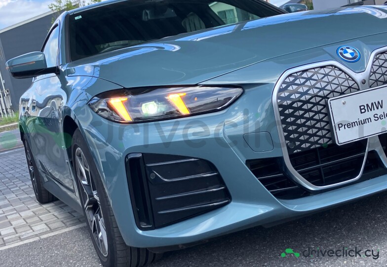 BMW i4 Green
