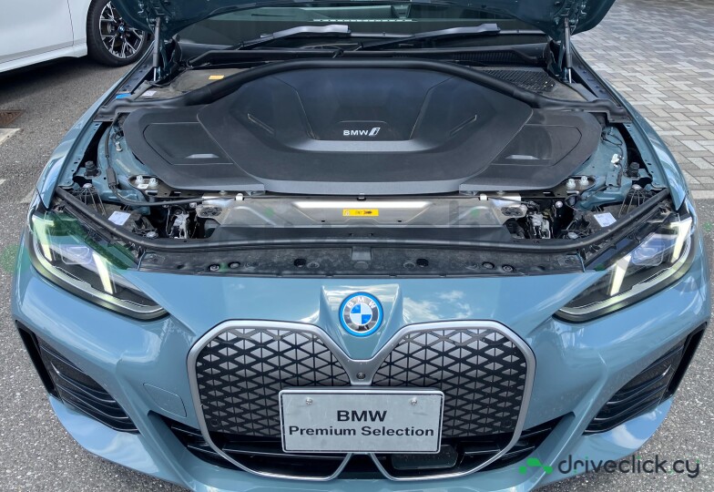BMW i4 Green