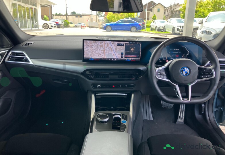 BMW i4 Green