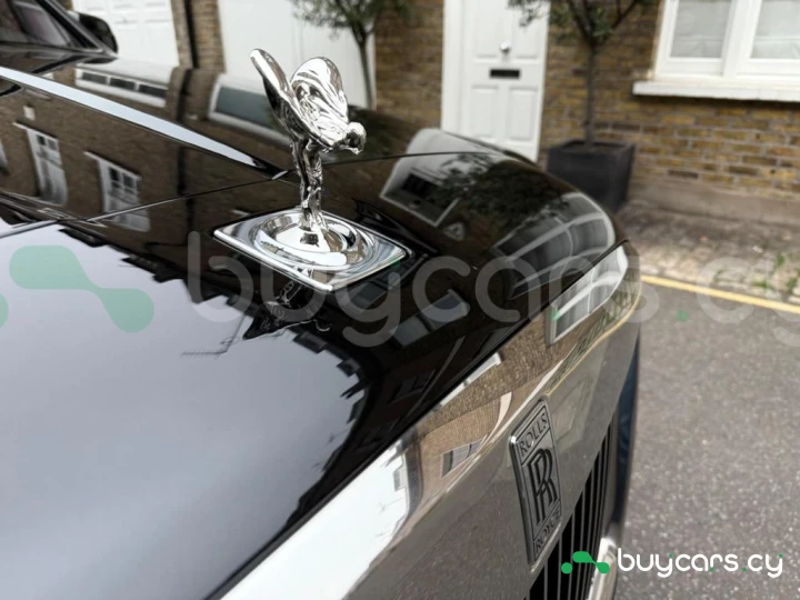 Rolls-Royce Cullinan Черный