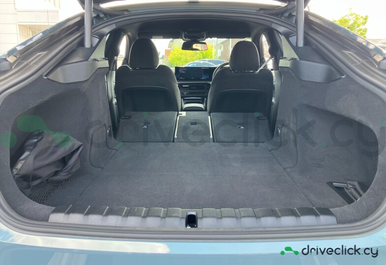 BMW i4 Green