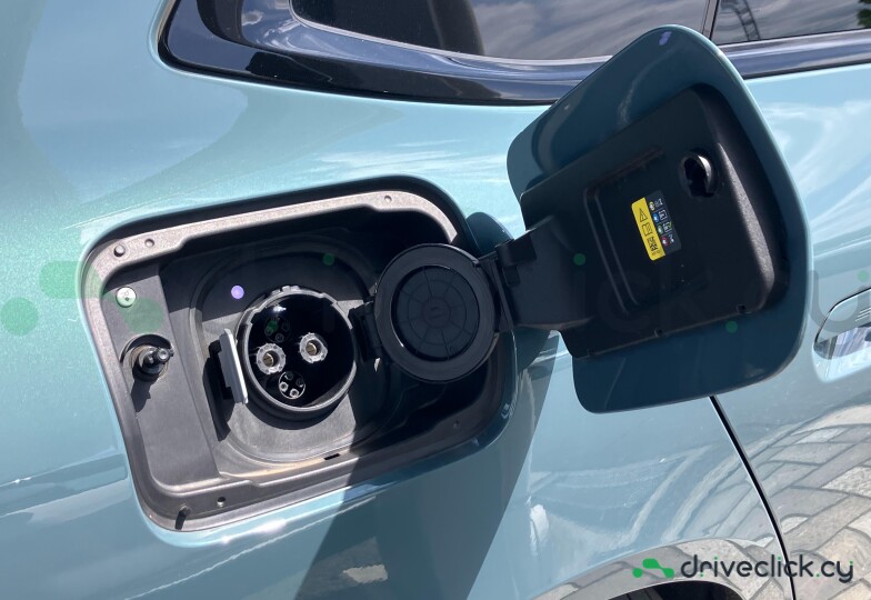 BMW i4 Green