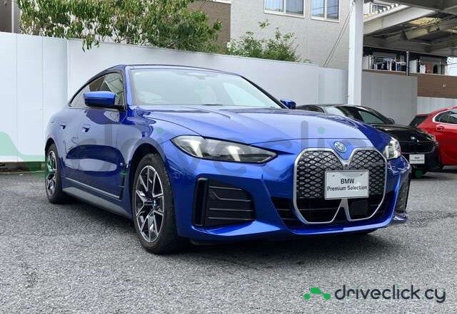 BMW i4 Blue