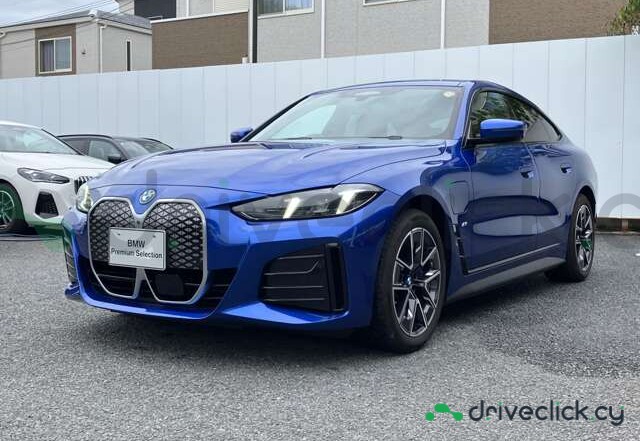 BMW i4 Blue