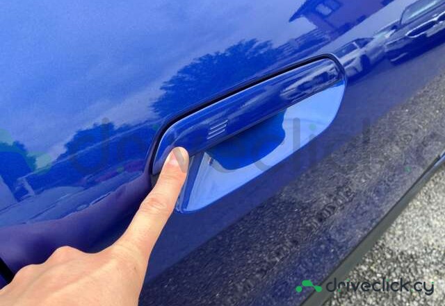 BMW i4 Blue