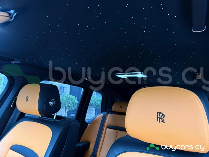 Rolls-Royce Cullinan Черный