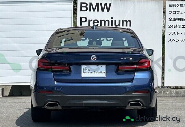 BMW 5 series Blue