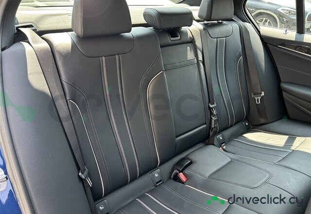 BMW 5 series Blue