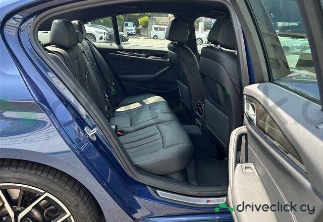 BMW 5 series Blue