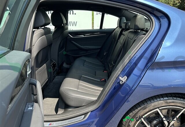 BMW 5 series Blue