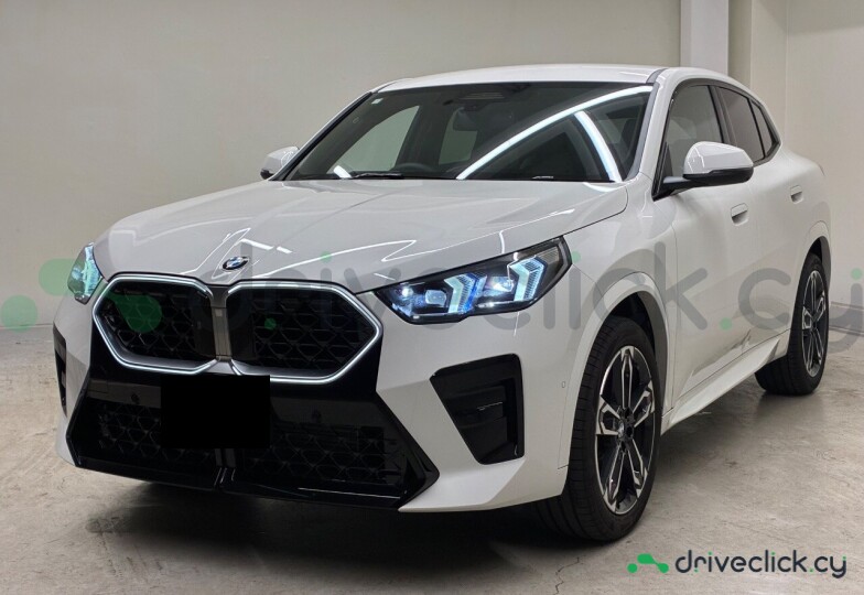 BMW X2 White