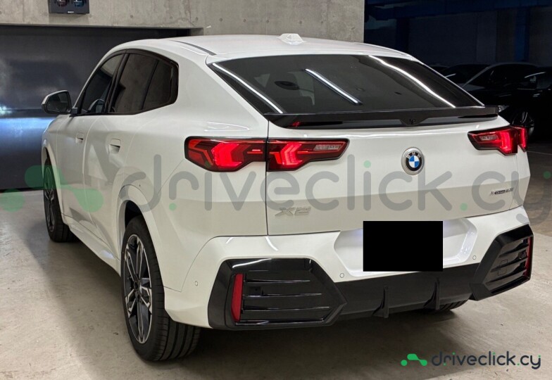 BMW X2 White