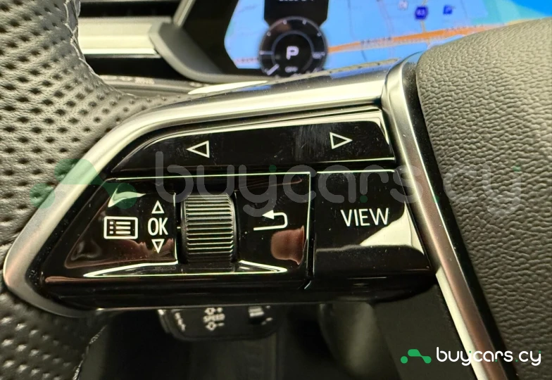 Audi Q8 e-tron Синий