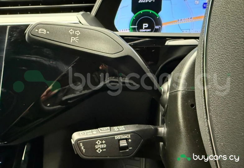 Audi Q8 e-tron Синий