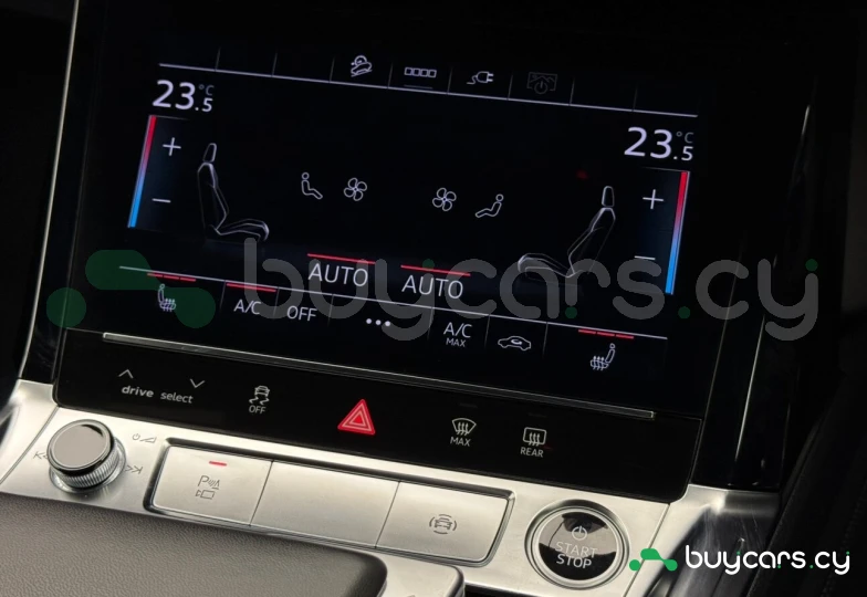 Audi Q8 e-tron Синий