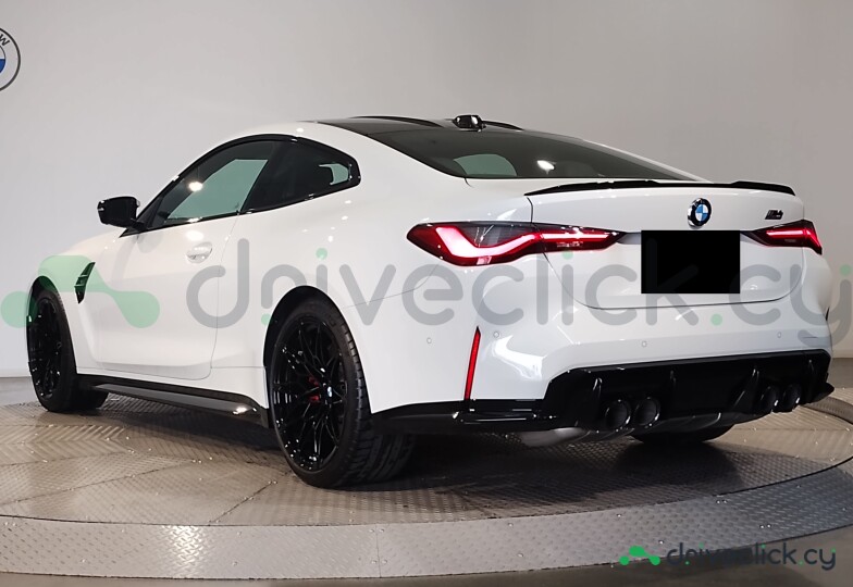 BMW M4 White