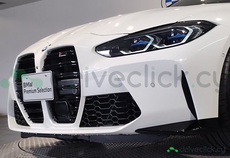 BMW M4 White