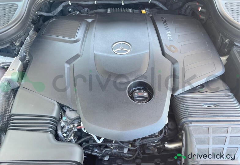 Mercedes GLE-class White