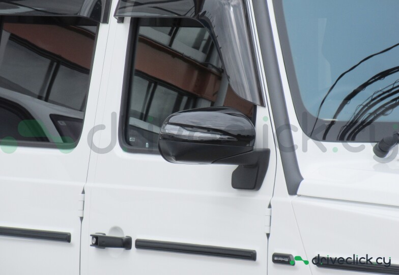 Mercedes G-class White