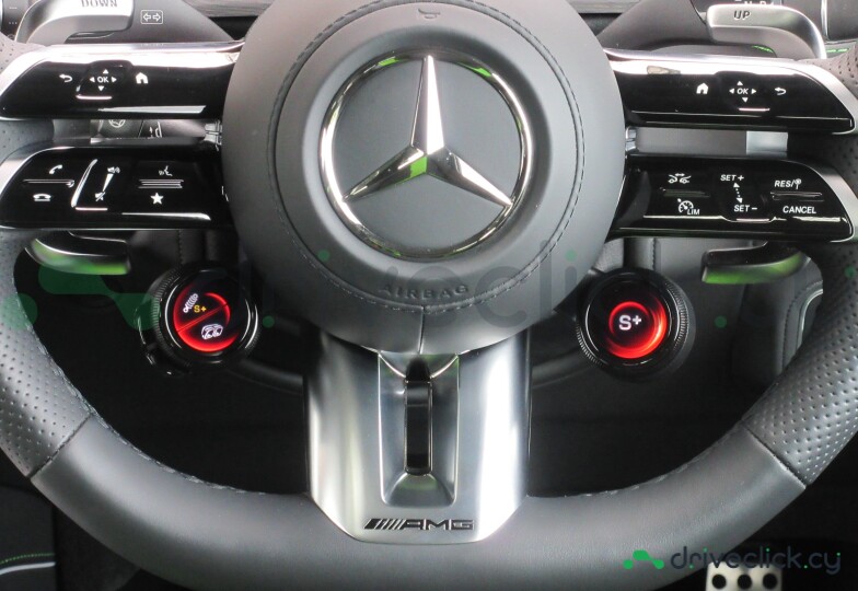 Mercedes G-class White
