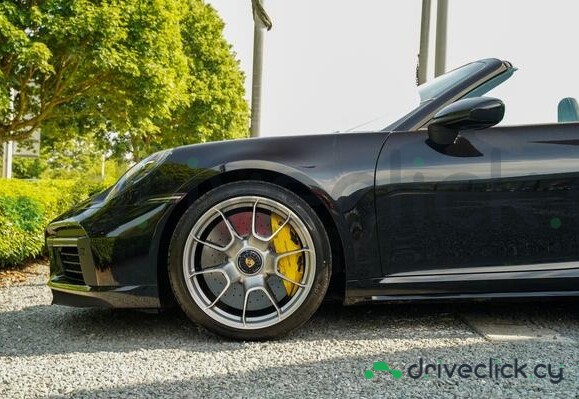 Porsche 911 Black