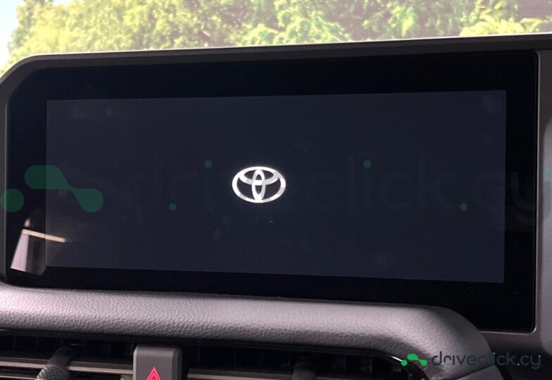Toyota Land Cruiser 250 White