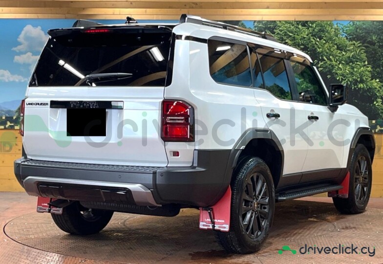 Toyota Land Cruiser 250 White