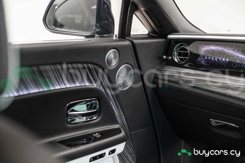 Rolls-Royce Spectre Black