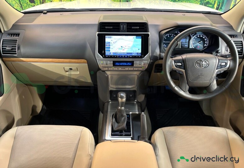 Toyota Land Cruiser Prado White