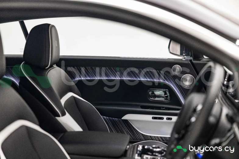 Rolls-Royce Spectre Black