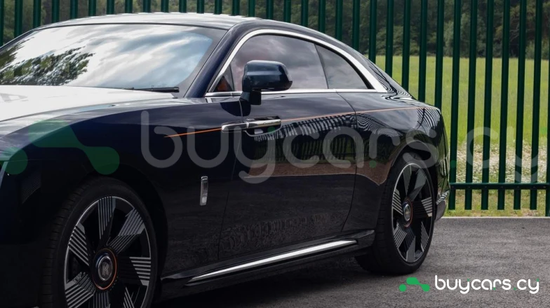 Rolls-Royce Spectre Blue