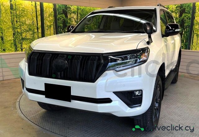 Toyota Land Cruiser Prado White