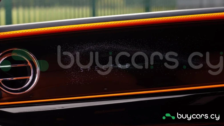 Rolls-Royce Spectre Blue