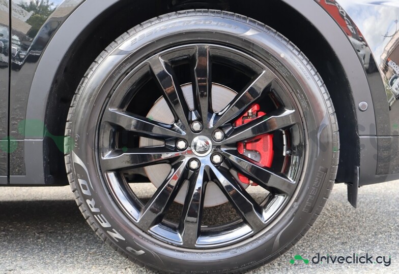Jaguar E-Pace Black