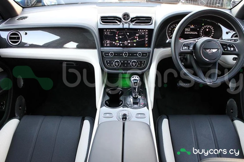 Bentley Bentayga Синий