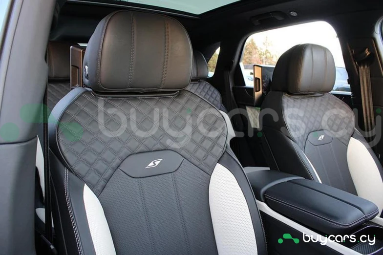 Bentley Bentayga Синий