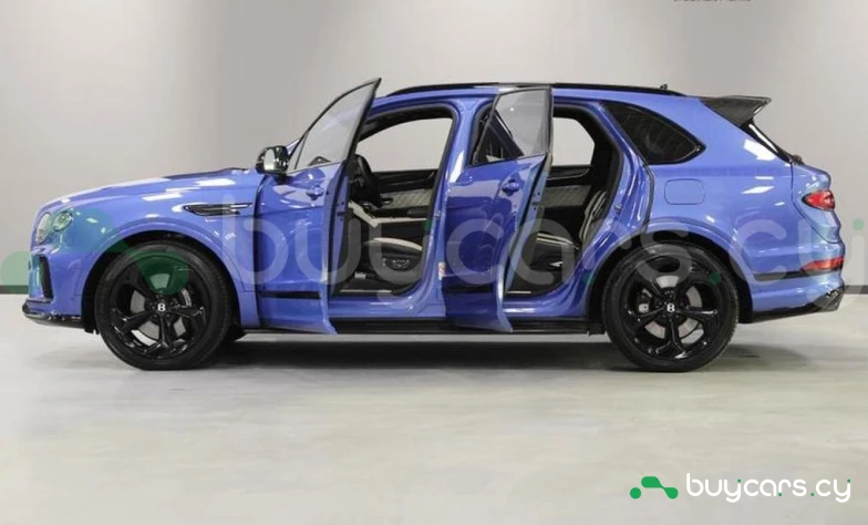 Bentley Bentayga Синий