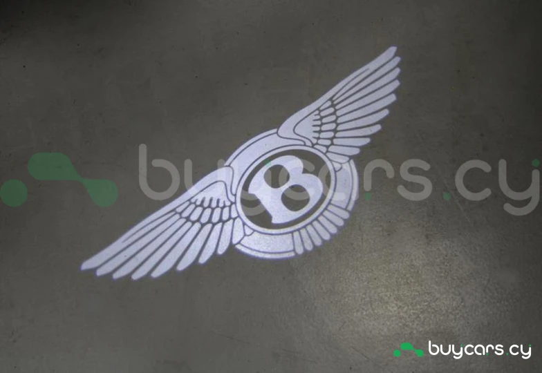 Bentley Bentayga Синий