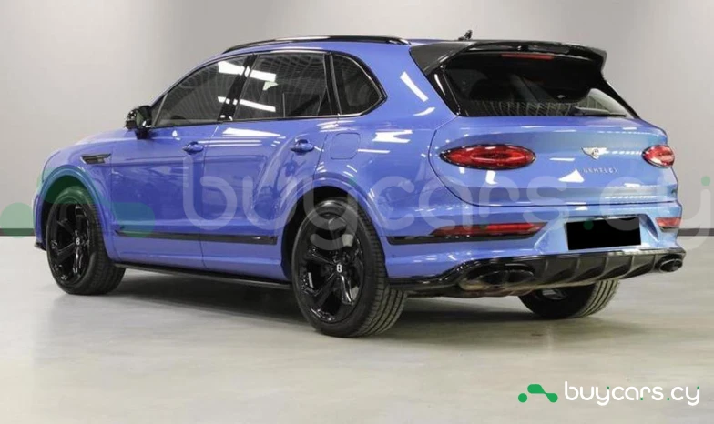 Bentley Bentayga Синий