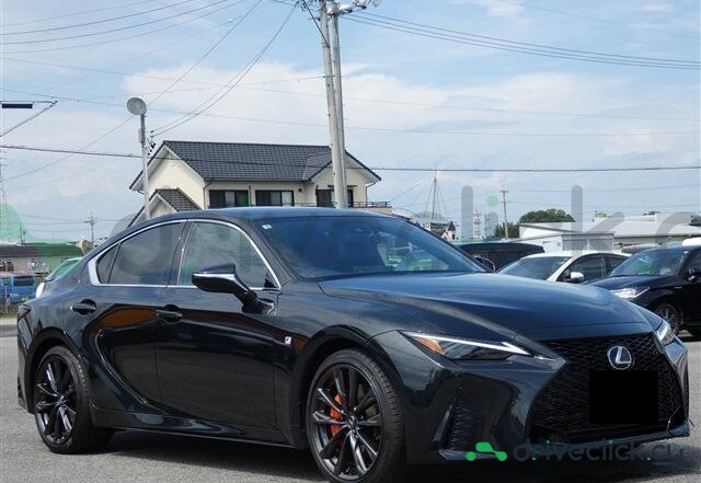 Lexus IS Black
